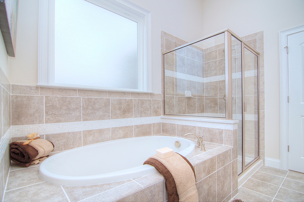 111 Overlook Ridge New MasterBathC.jpg