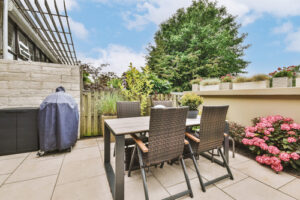Small outdoor dining area