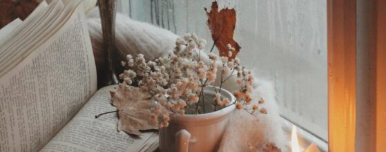 Why Lighting & Scent Matter in Fall Home Staging